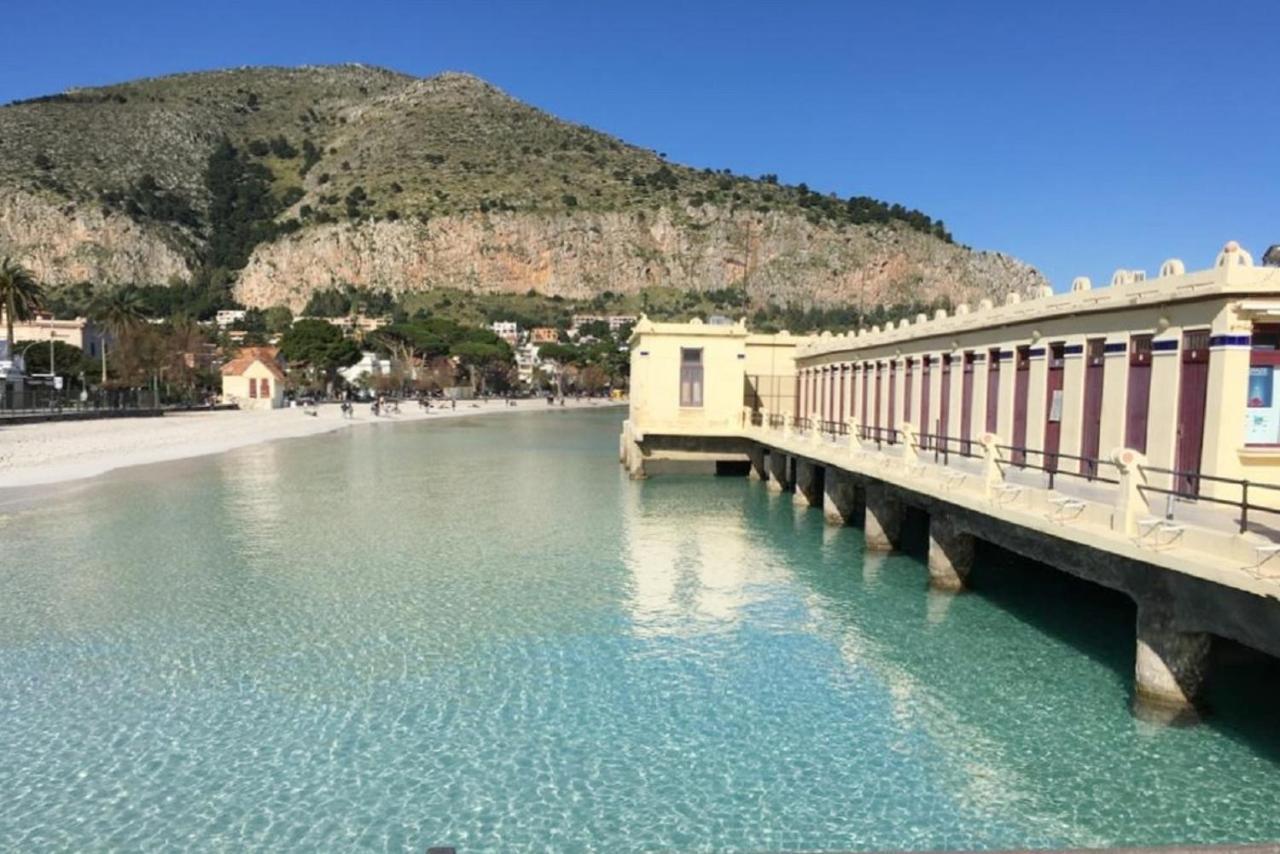 Villa Coral Mondello Палермо Екстер'єр фото