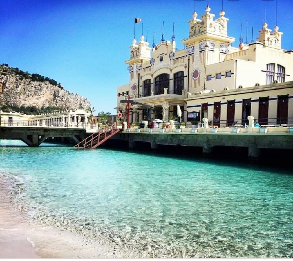Villa Coral Mondello Палермо Екстер'єр фото