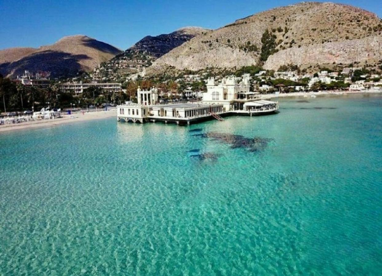 Villa Coral Mondello Палермо Екстер'єр фото